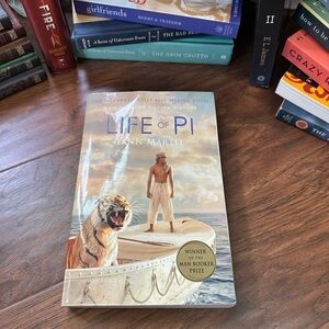 LIFE OF PI Book